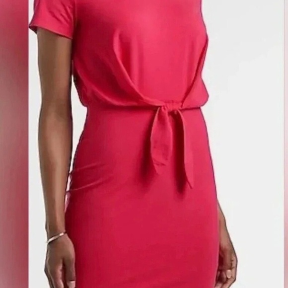 Express Tie-Front T-Shirt Dress in blended luxurious cotton in light pink color - Picture 6 of 10